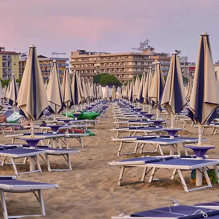 Enjoy A With Pool, Garden And Fireplace Apartment Bibione