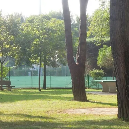 Apartment Enjoy A With Pool, Garden And Fireplace Bibione