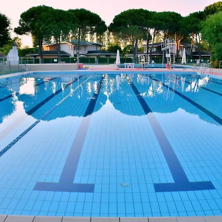 With Pool, Garden And Fireplace *
